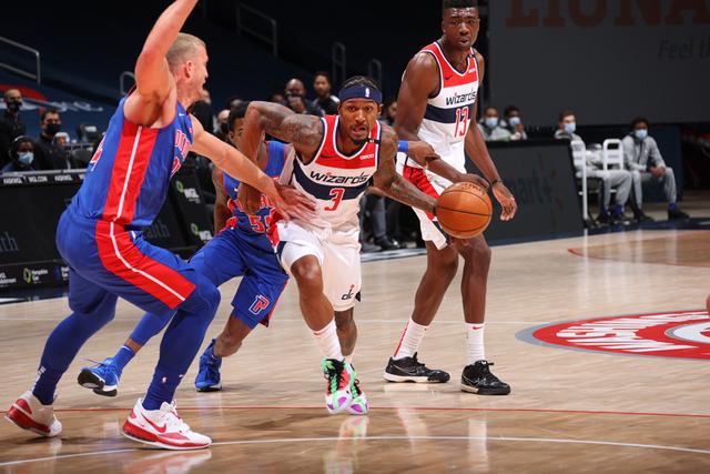 反击打破亚 反击打破亚